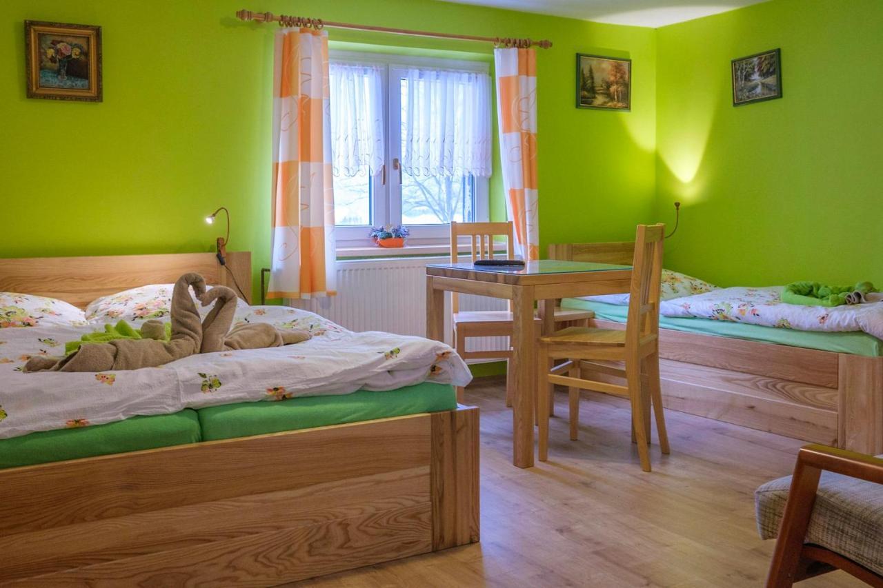 Hotel Kacenka กราลิกี ภายนอก รูปภาพ