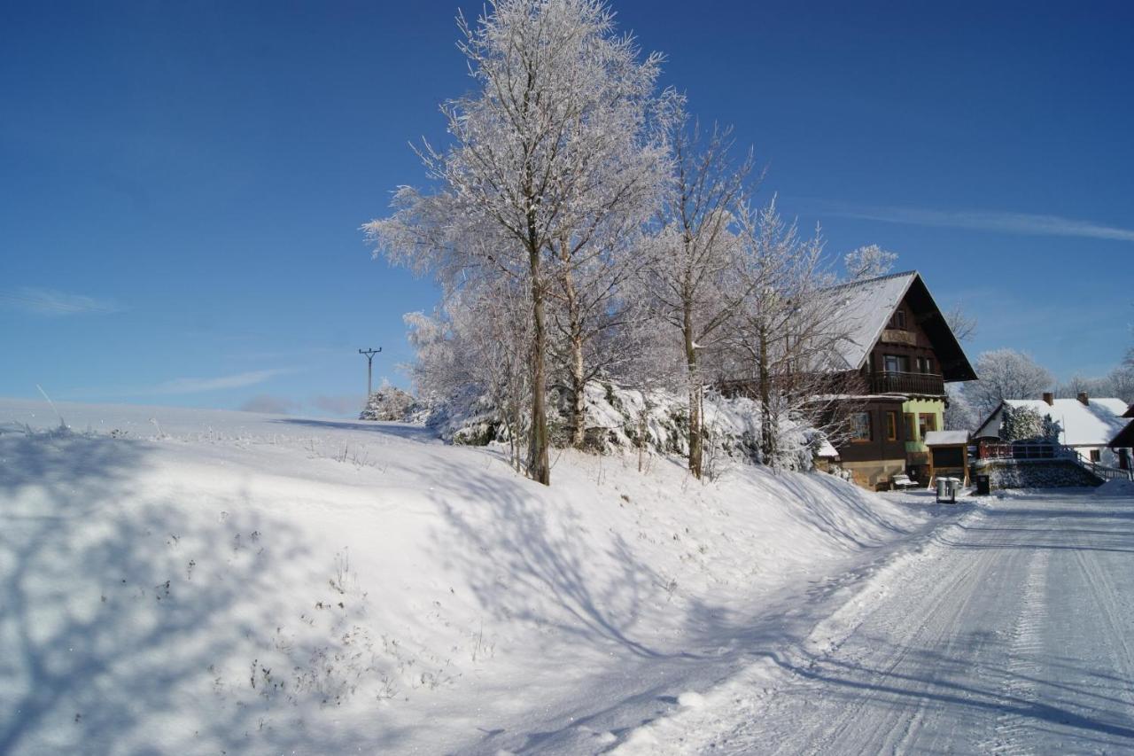 Hotel Kacenka กราลิกี ภายนอก รูปภาพ